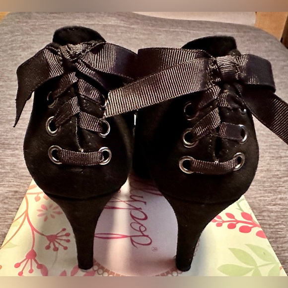 ♣️Jellypop “Corset” Booties♣️ - Picture 5 of 7